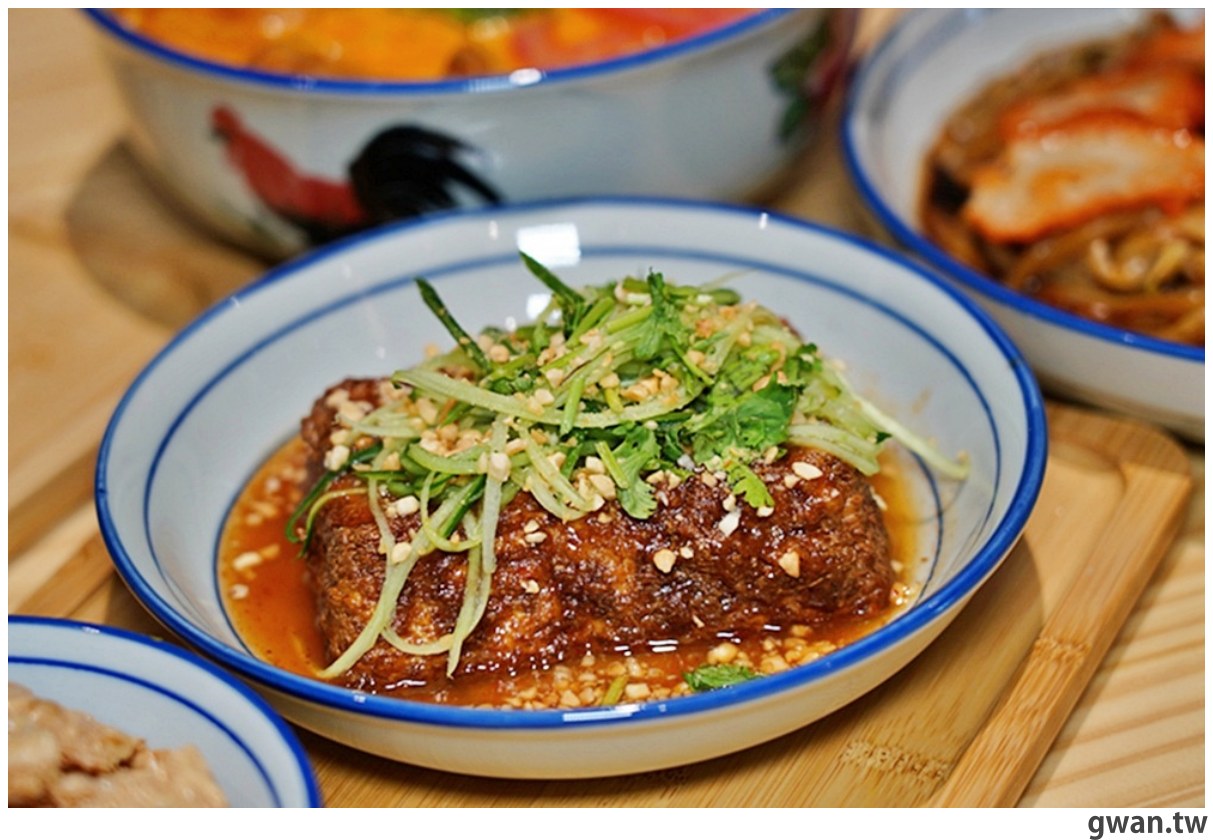 熱浪島新品牌蔬食個人餐，素食也能享受南洋異國風，近北屯Costo！