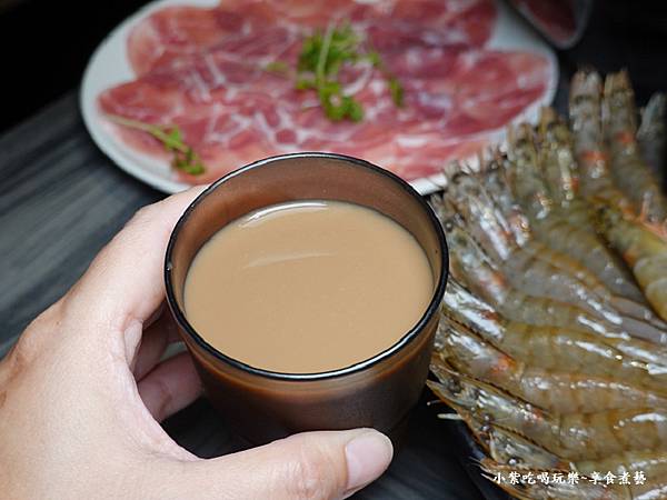 雀巢金選奶茶-好食多涮涮鍋雙城店.jpg