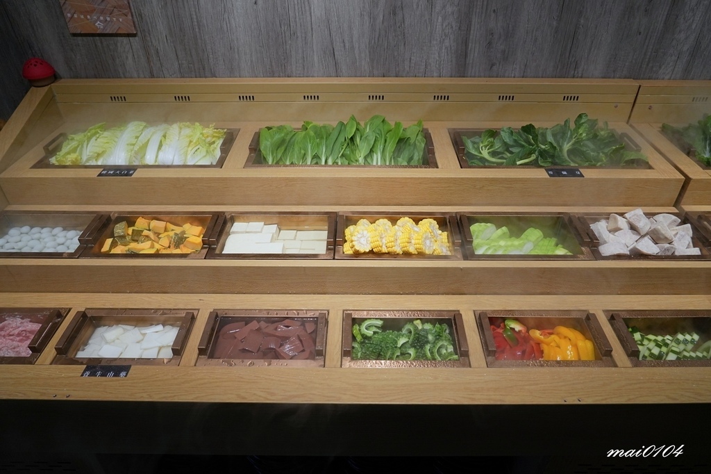 中壢新開幕!營業至凌晨二點的十二段鍋物堂,個人鍋最低398元