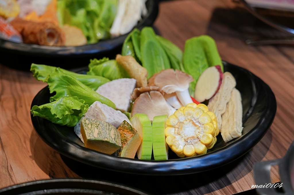 中壢新開幕!營業至凌晨二點的十二段鍋物堂,個人鍋最低398元