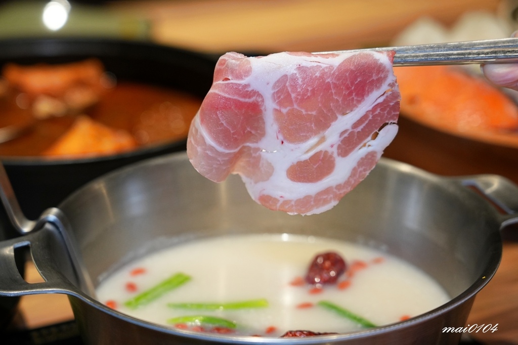 中壢新開幕!營業至凌晨二點的十二段鍋物堂,個人鍋最低398元