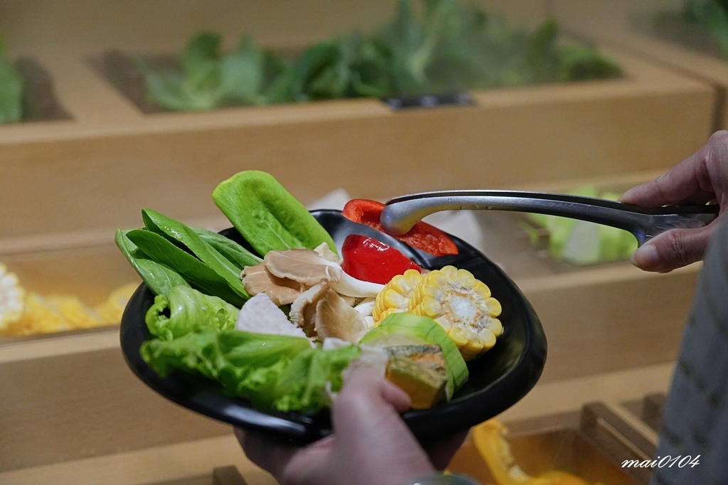 中壢新開幕!營業至凌晨二點的十二段鍋物堂,個人鍋最低398元