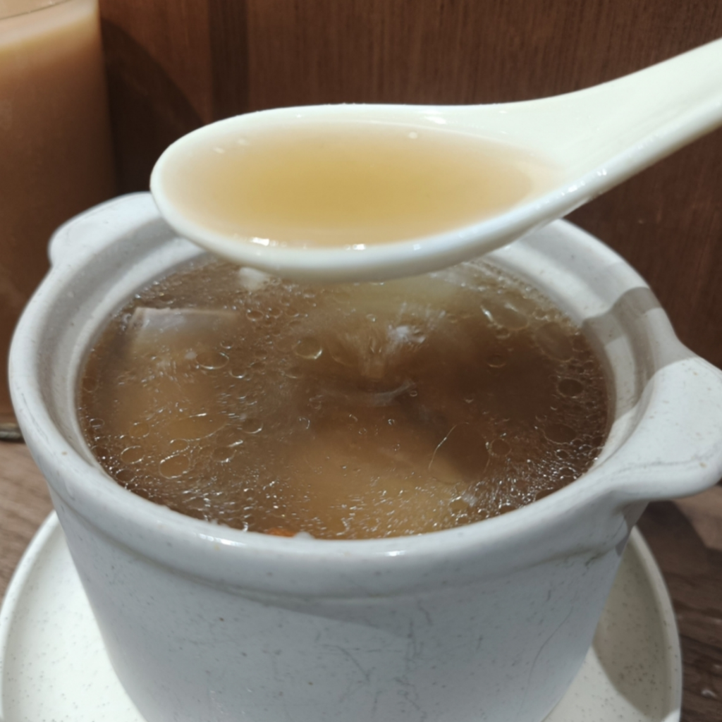 新竹港式美食｜裏食：蒸飯、燉湯、點心甜品，每一道都暖進心裡裹