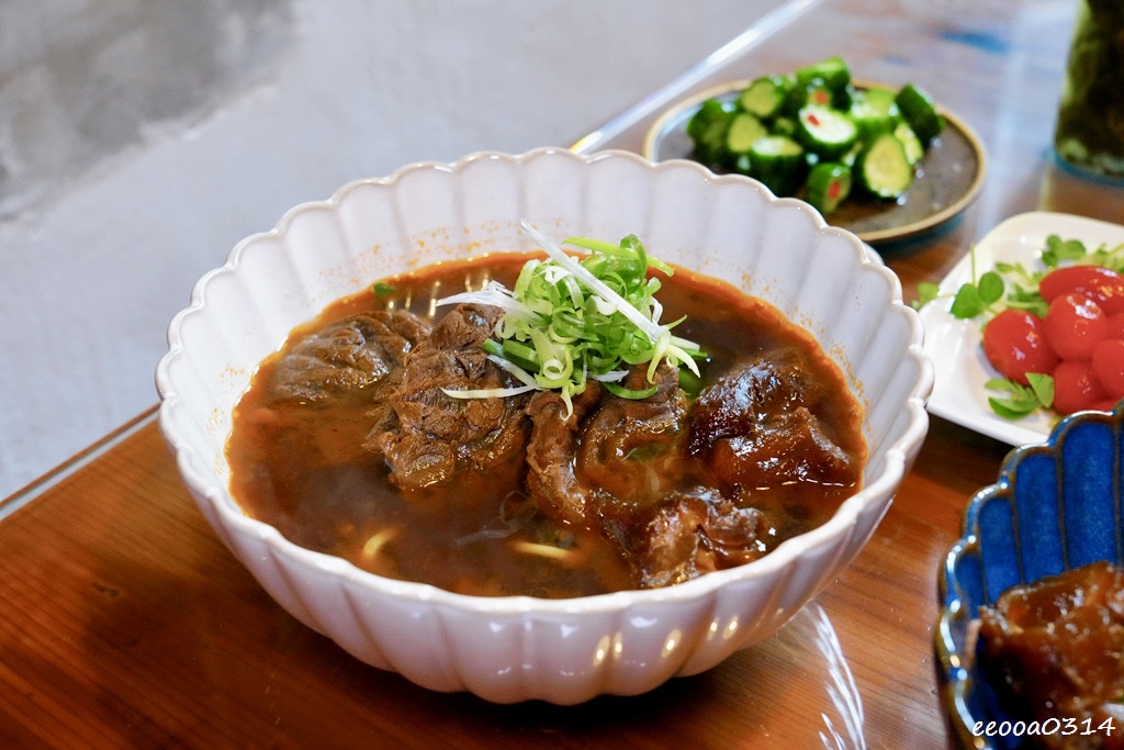 宜蘭美食推薦｜寓見私廚職人牛肉麵，一碗滿滿用心的精品級牛肉麵