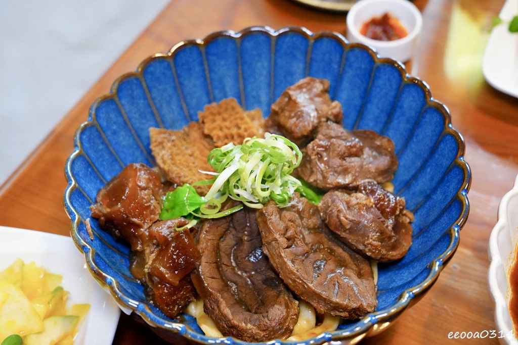 宜蘭美食推薦｜寓見私廚職人牛肉麵，一碗滿滿用心的精品級牛肉麵