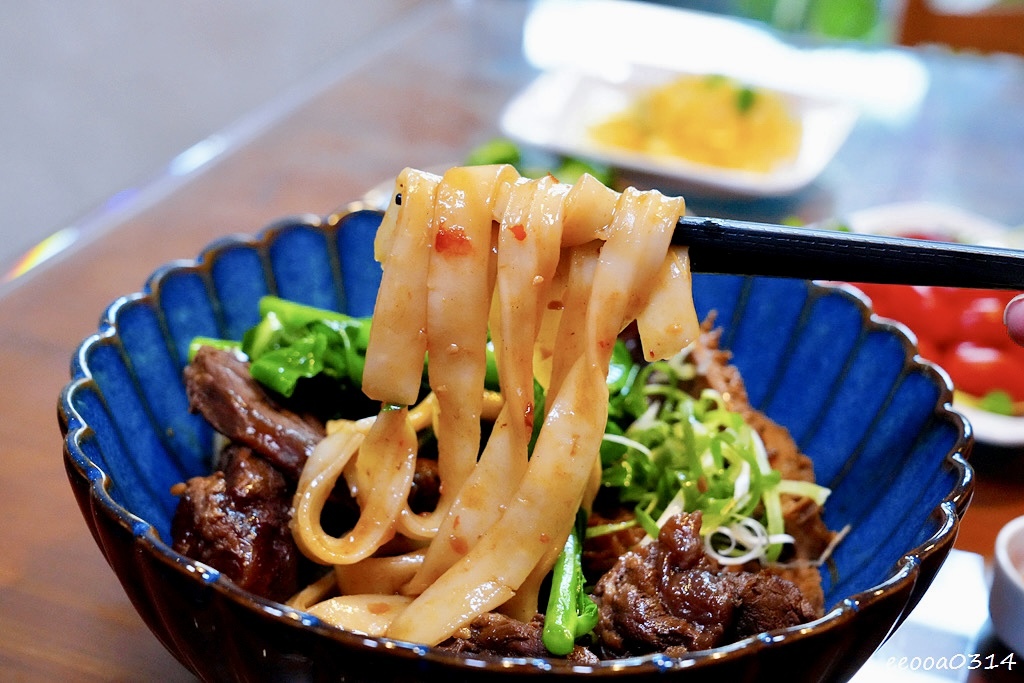 宜蘭美食推薦｜寓見私廚職人牛肉麵，一碗滿滿用心的精品級牛肉麵