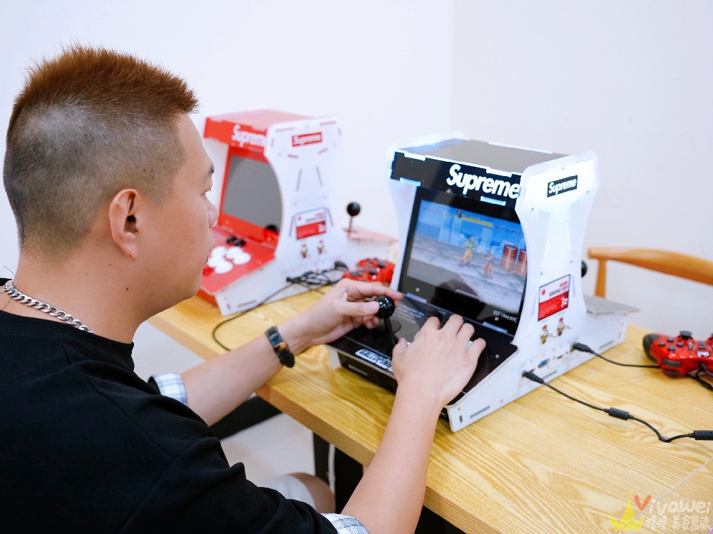 【六小福林記炒羊肉】生意超好~新鮮現炒的羊肉小吃!冷氣開放~飲料免費暢飲~還有兒童遊樂區的舒適小吃店!