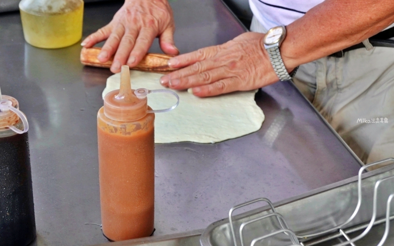 宜蘭三星胖媽炸蛋蔥油餅！超脆皮似餅乾，蔥多雙蛋無敵～