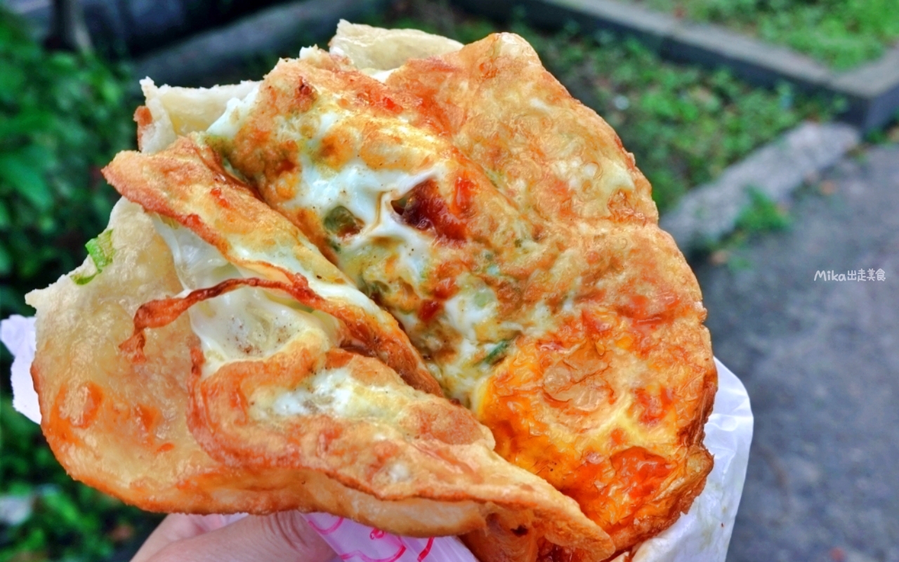 宜蘭三星胖媽炸蛋蔥油餅！超脆皮似餅乾，蔥多雙蛋無敵～