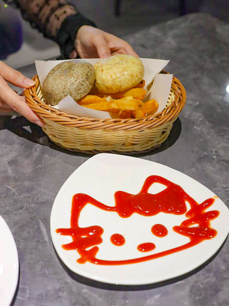 新竹必吃牛排！史堤克牛排新竹店巨無霸牛排、自助吧吃到飽高CP值首選。