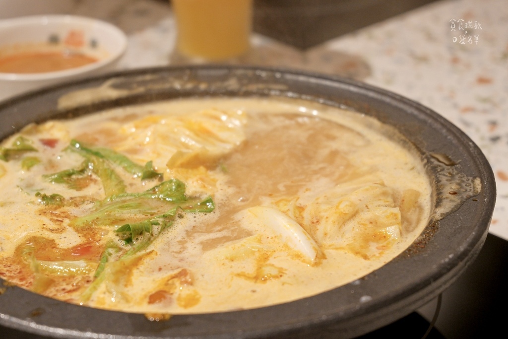 台中西屯|新開幕!泰滾推出個人泰式鍋物插旗台中逢甲,同款冬蔭 台中西屯|新開幕!泰滾推出個人泰式鍋物插旗台中逢甲,同款冬蔭