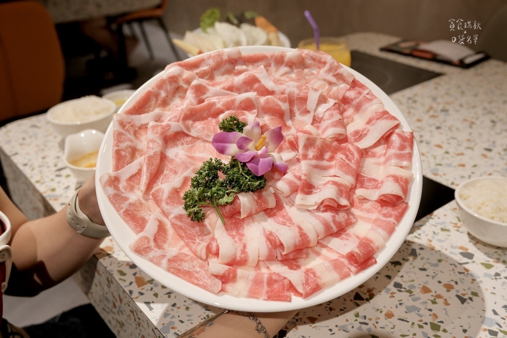 台中西屯|新開幕!泰滾推出個人泰式鍋物插旗台中逢甲,同款冬蔭 台中西屯|新開幕!泰滾推出個人泰式鍋物插旗台中逢甲,同款冬蔭