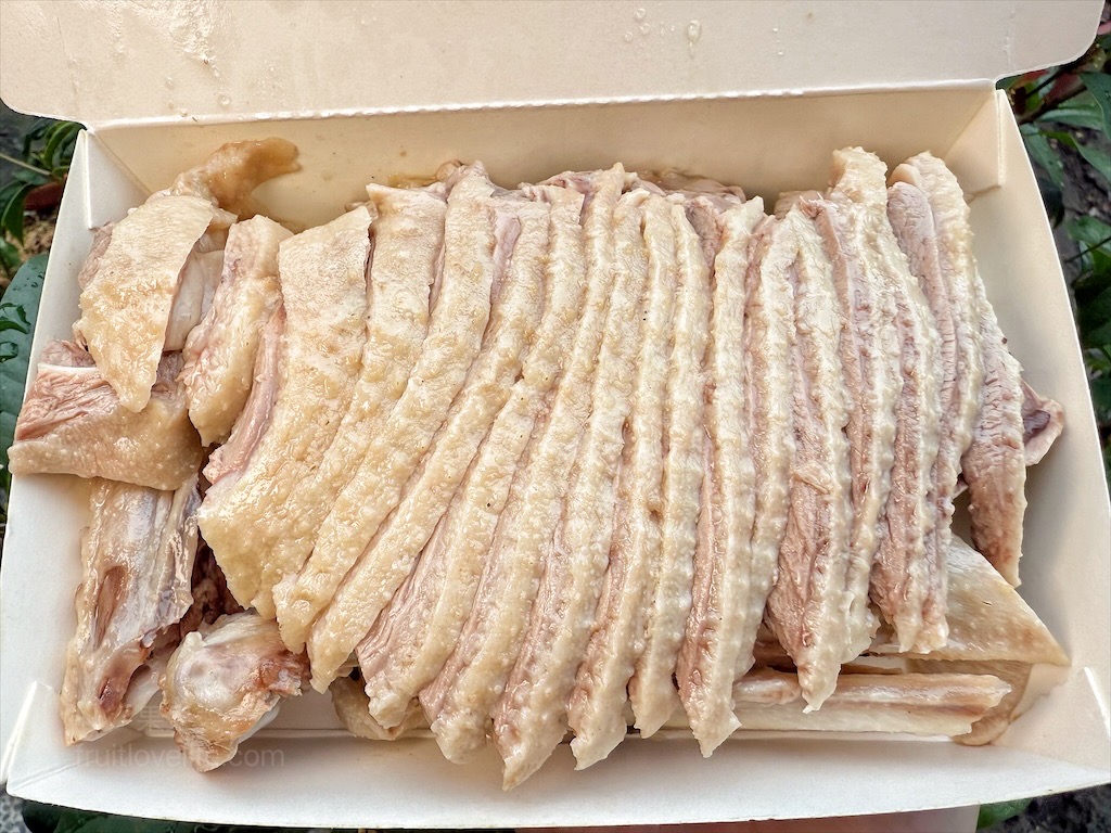 榮坤鵝肉庄⟩台中大里鵝肉店，一間很不起眼且容易錯過的鵝肉店，肉質鮮甜，鹹淡適中，有原湯跟稀釋過的鵝湯可以拿 @果果愛Fruitlove