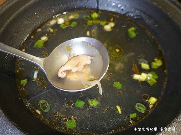 石頭火鍋湯底-涮飽飽石頭火鍋.jpg 石頭火鍋湯底-涮飽飽石頭火鍋.jpg