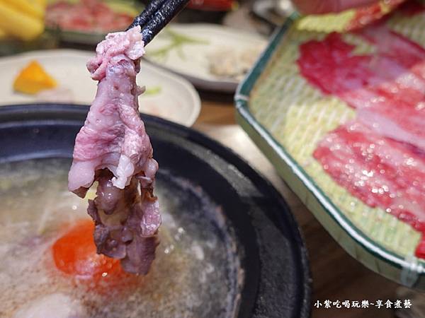 單點日本A5和牛肉-涮飽飽石頭火鍋 (2).jpg 單點日本A5和牛肉-涮飽飽石頭火鍋 (2).jpg