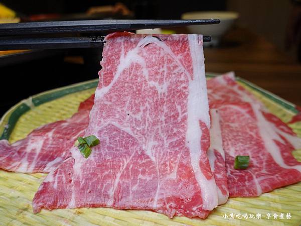單點-日本F1和牛肉涮麻奶鍋-涮飽飽石頭火鍋 (3).jpg 單點-日本F1和牛肉涮麻奶鍋-涮飽飽石頭火鍋 (3).jpg