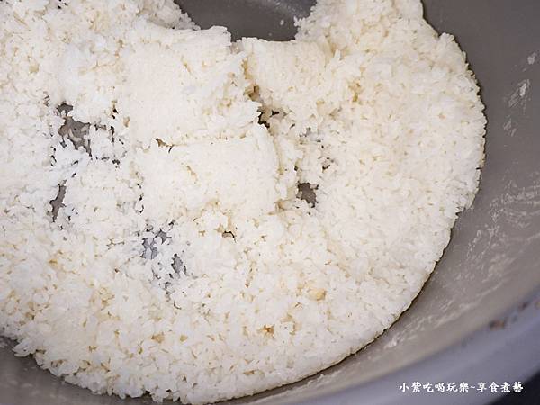 白飯-涮飽飽石頭火鍋.jpg 白飯-涮飽飽石頭火鍋.jpg
