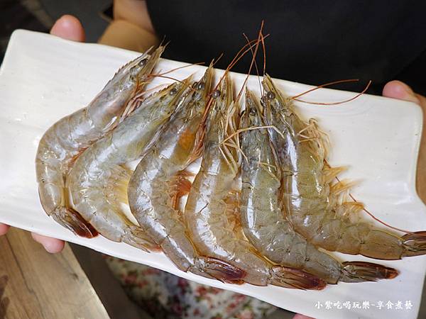 打卡或評論送白蝦-涮飽飽石頭火鍋1.jpg 打卡或評論送白蝦-涮飽飽石頭火鍋1.jpg
