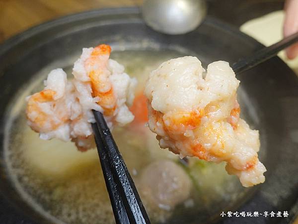 涮飽飽石頭火鍋店-蝦仁滑 (2).jpg 涮飽飽石頭火鍋店-蝦仁滑 (2).jpg