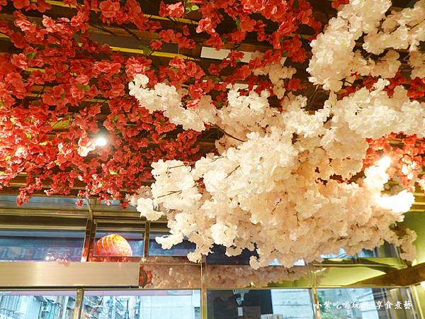 櫻花樹裝飾-涮飽飽石頭火鍋1.jpg 櫻花樹裝飾-涮飽飽石頭火鍋1.jpg