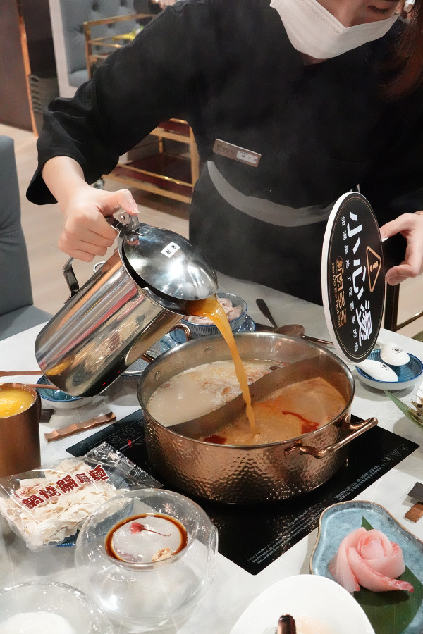 台北市大安區​去哪慶生最爽快？新肉多多肉蛋糕、魔術小卡、歡樂慶生超有儀式感！台北東區生日、聚餐首選