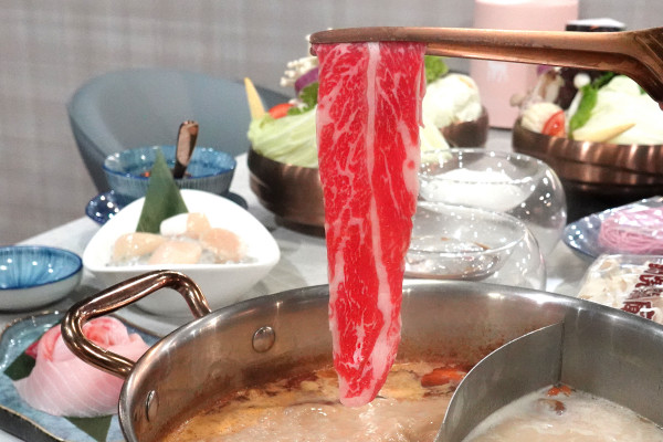 台北市大安區​去哪慶生最爽快？新肉多多肉蛋糕、魔術小卡、歡樂慶生超有儀式感！台北東區生日、聚餐首選