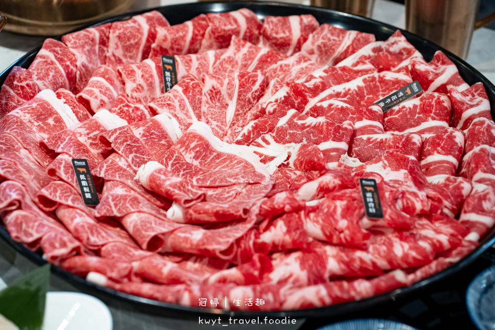 鍋物界的卡地亞！新肉多多台北忠孝店享受高質感火鍋體驗，忠孝敦化4號出口開到凌晨兩點的人氣深夜食堂_菜單 – 冠婷生活趣
