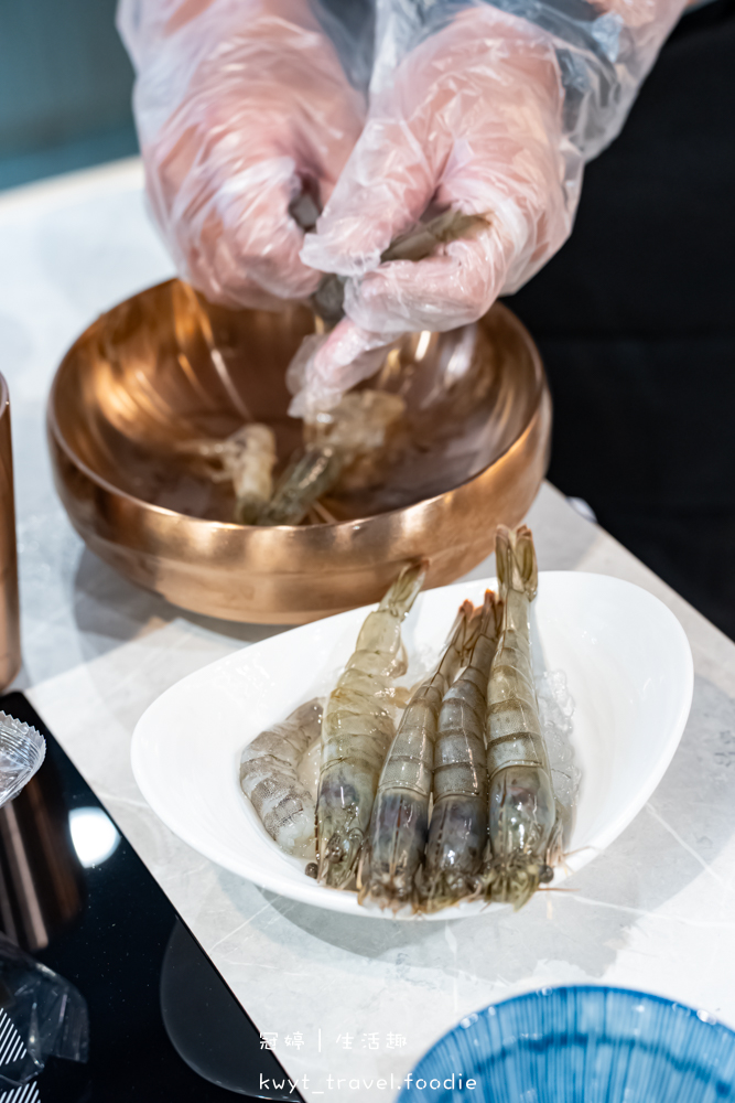 鍋物界的卡地亞！新肉多多台北忠孝店享受高質感火鍋體驗，忠孝敦化4號出口開到凌晨兩點的人氣深夜食堂_菜單 – 冠婷生活趣