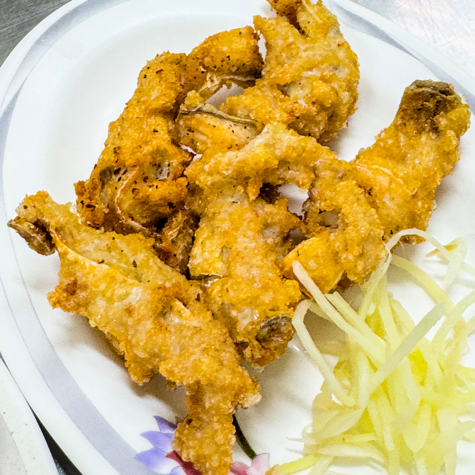 高雄鹽埕早餐必吃！阿貴虱目魚店高雄人激推，魚肚丸、魚皮湯超鮮甜。