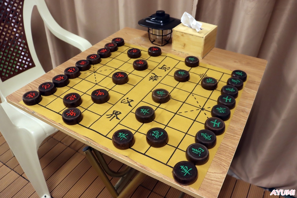 [台南南區咖啡館推薦]有為青年的年輕人開的少買咖啡館/店內設