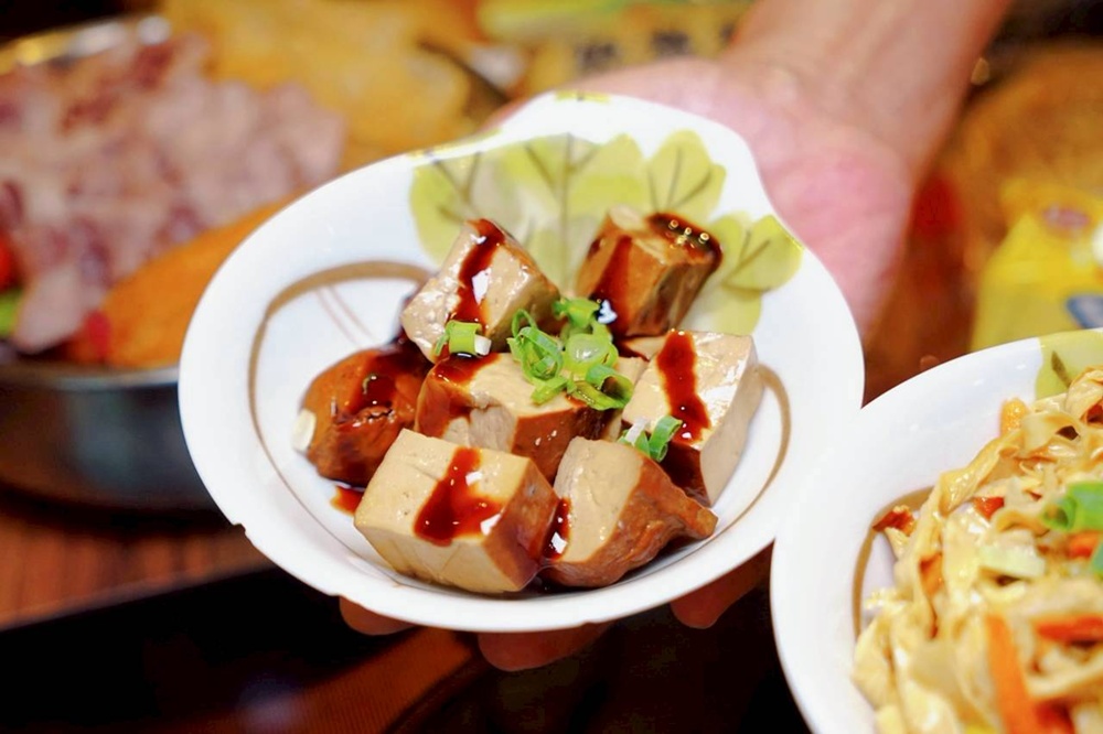 新開幕！只要179元起，平價小火鍋狂送自助吧免費吃到撐爆，快來挑戰你的胃容量！！