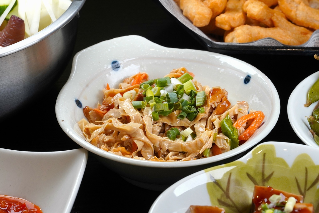 【台中北屯火鍋推薦】水滾巴鍋物179元起吃到飽，自助吧無限供