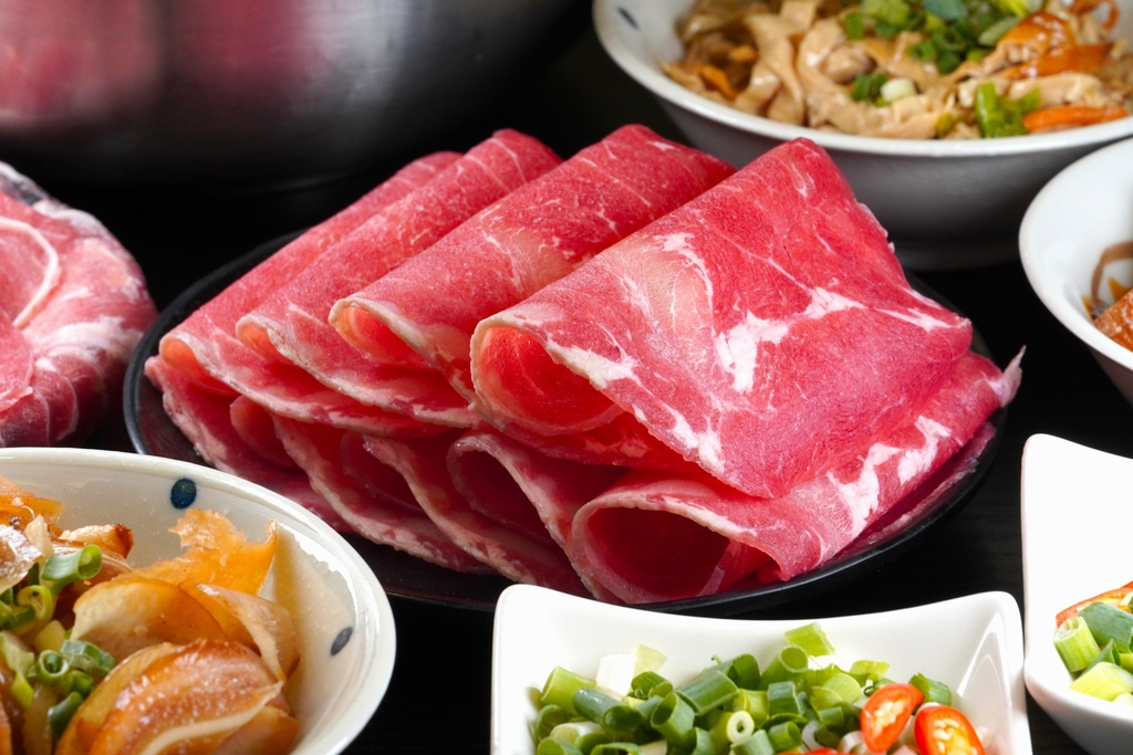 【台中北屯火鍋推薦】水滾巴鍋物179元起吃到飽，自助吧無限供