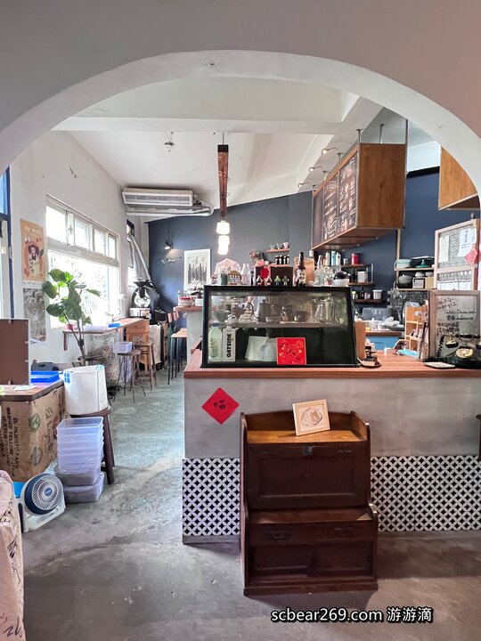 宜蘭逗逗商號！老宅咖啡的懷舊詩意，手沖與手作甜點的巷弄秘境～