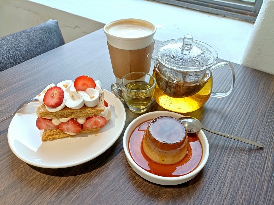 台北「甜舍La Maison Doux」古蹟老宅甜點咖啡，草莓千層與昭和布丁必嚐，寧靜不限時空間~