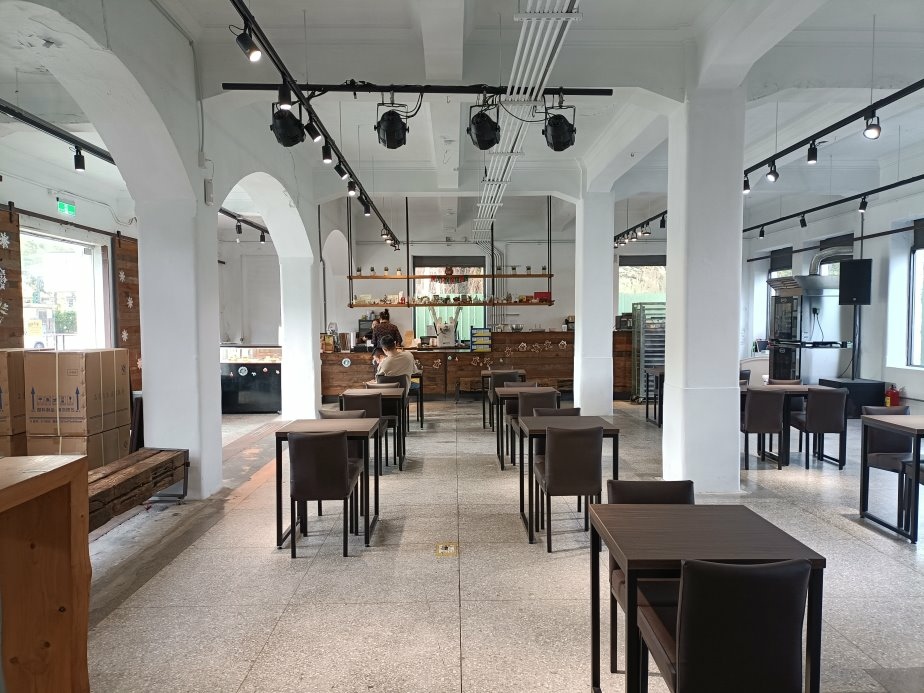 台北「甜舍La Maison Doux」古蹟老宅甜點咖啡，草莓千層與昭和布丁必嚐，寧靜不限時空間~