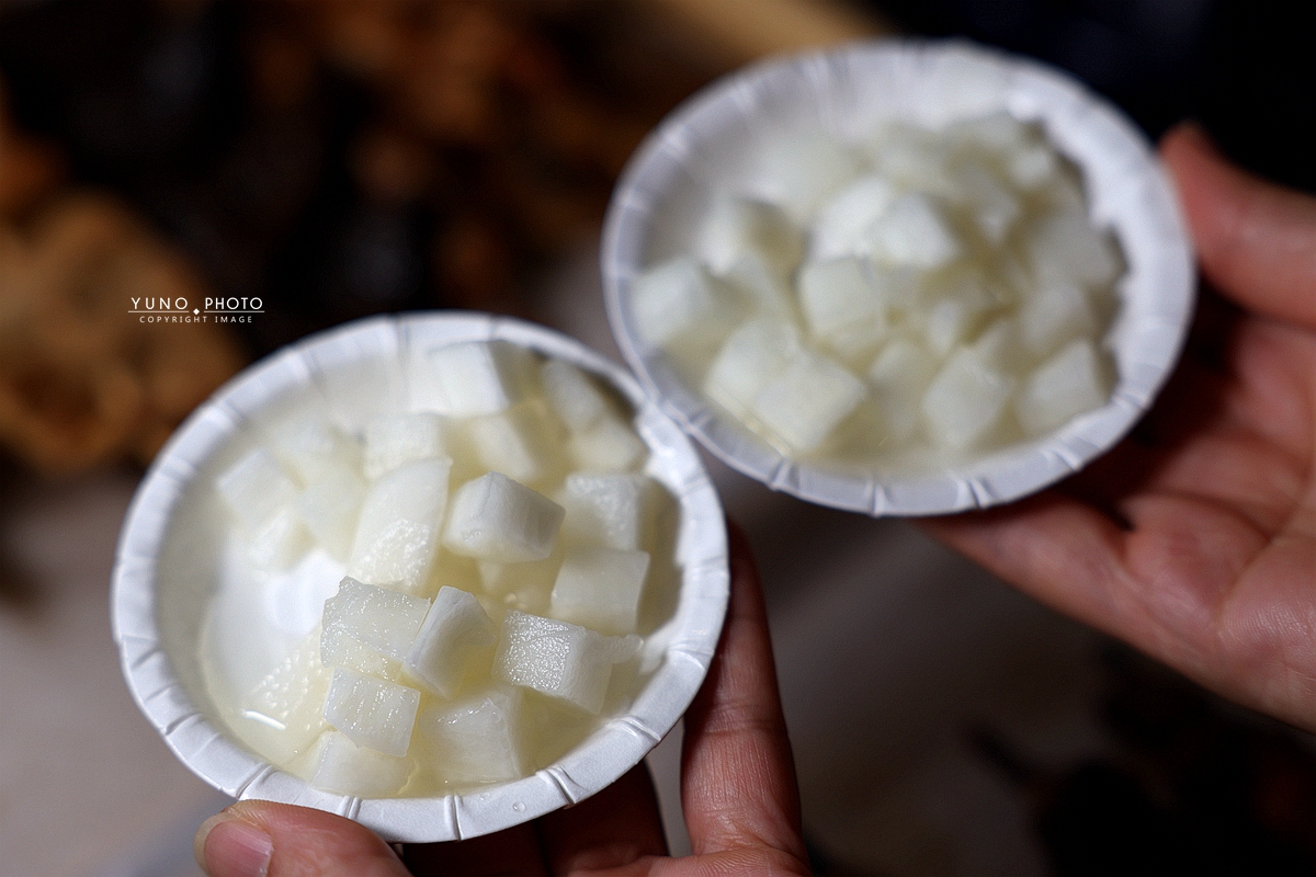 台中宵夜必吃串燒！蜜醬燒烤蜂蜜醬料串燒30元開吃，飲料無限喝到飽。