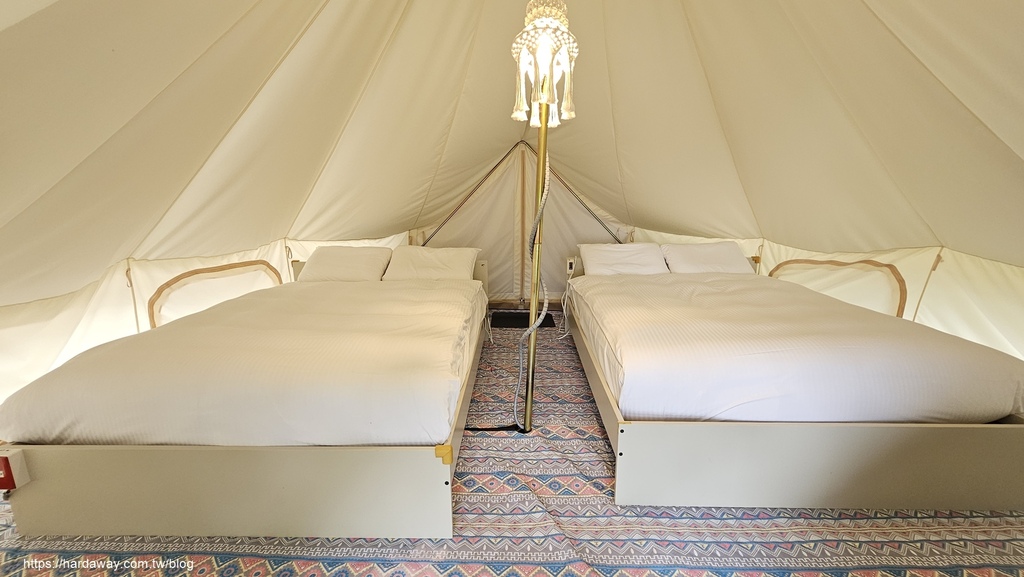 蟬說暖硫俯雲帳篷內部空間