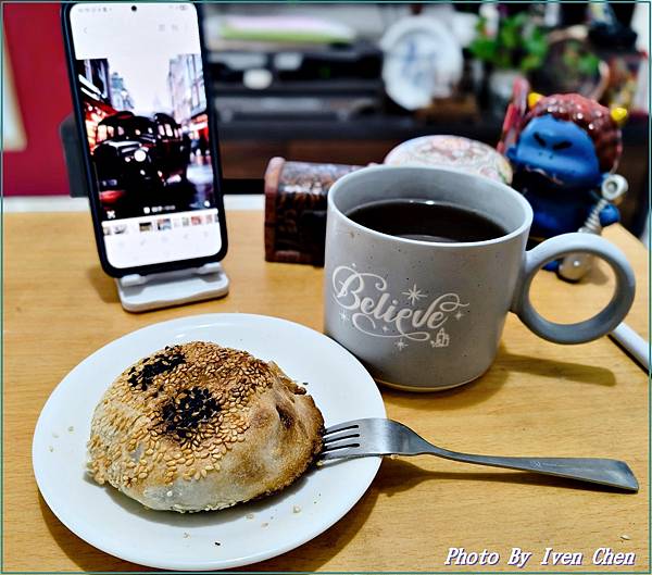 《宅配美依》丞祖胡椒餅/起司牛肉胡椒餅 /豬肉胡椒餅/泡菜豬 《宅配美依》丞祖胡椒餅/起司牛肉胡椒餅 /豬肉胡椒餅/泡菜豬