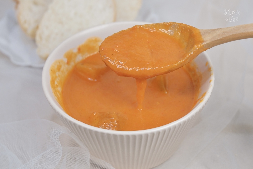 宅配美食|濃湯調理包開箱|常溫保存、加熱即食!大塊嫩牛肉濃郁 宅配美食|濃湯調理包開箱|常溫保存、加熱即食!大塊嫩牛肉濃郁