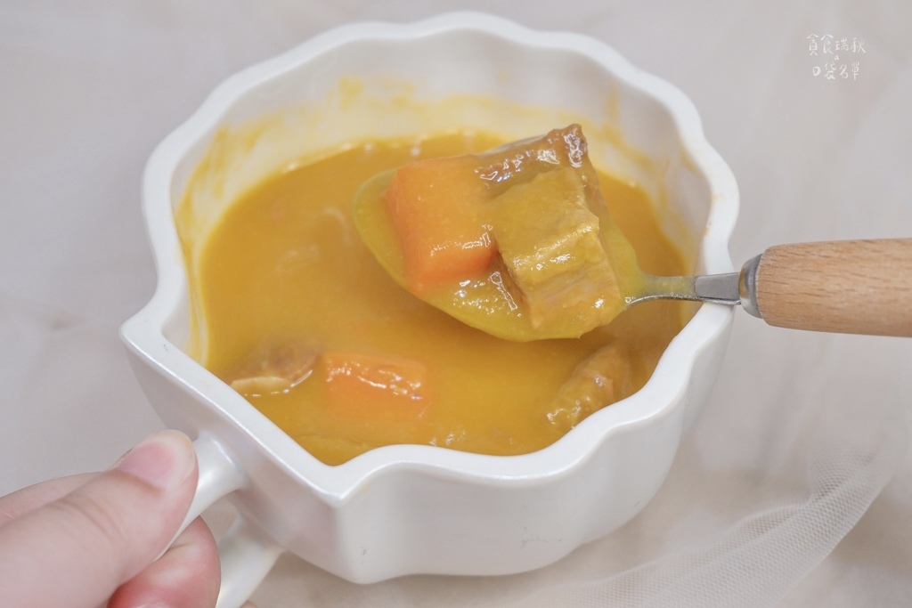 宅配美食|濃湯調理包開箱|常溫保存、加熱即食!大塊嫩牛肉濃郁 宅配美食|濃湯調理包開箱|常溫保存、加熱即食!大塊嫩牛肉濃郁