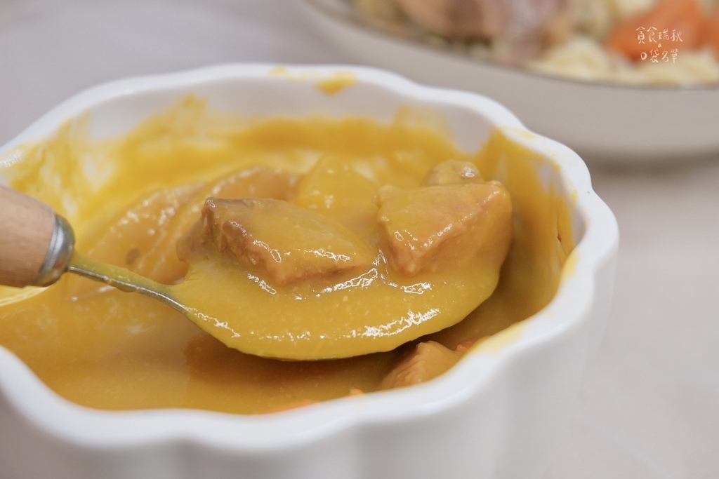 宅配美食|濃湯調理包開箱|常溫保存、加熱即食!大塊嫩牛肉濃郁 宅配美食|濃湯調理包開箱|常溫保存、加熱即食!大塊嫩牛肉濃郁