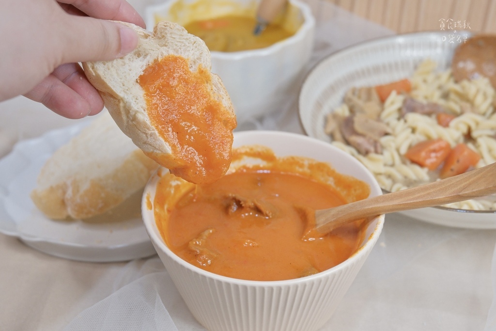 宅配美食|濃湯調理包開箱|常溫保存、加熱即食!大塊嫩牛肉濃郁 宅配美食|濃湯調理包開箱|常溫保存、加熱即食!大塊嫩牛肉濃郁