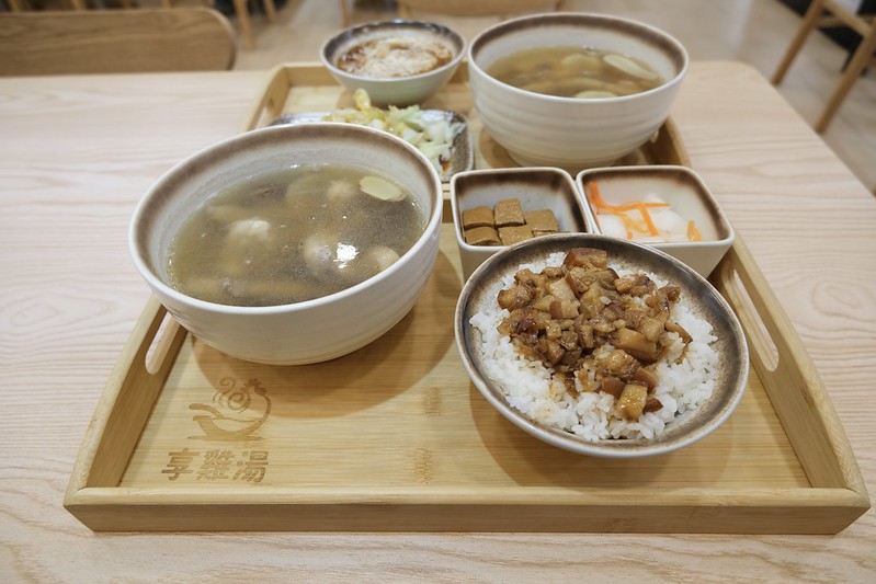 新北中和雞湯｜享雞湯風味雞湯專賣店，暖胃雞湯＋澎湃套餐分享