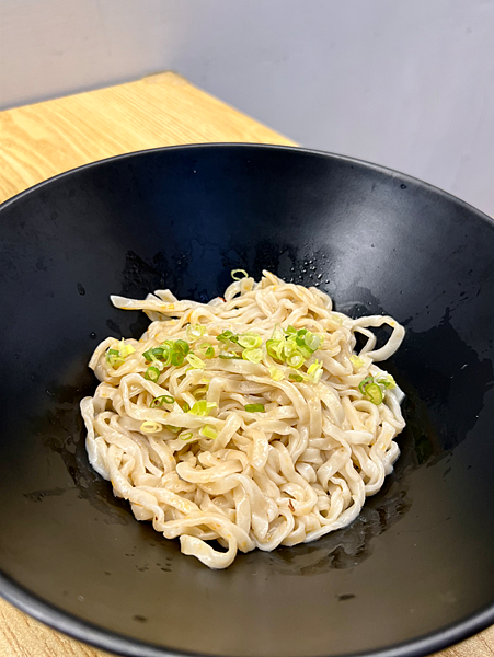 【忠孝敦化站美食推薦】牛殿下x秘傳金湯牛肉麵，顛覆傳統好好味