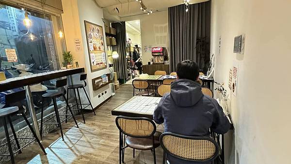 終於吃到那間「咖哩一直無言的店」,被我壓線突破啦!【新北市蘆 終於吃到那間「咖哩一直無言的店」,被我壓線突破啦!【新北市蘆