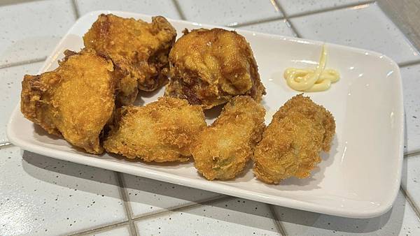 終於吃到那間「咖哩一直無言的店」,被我壓線突破啦!【新北市蘆 終於吃到那間「咖哩一直無言的店」,被我壓線突破啦!【新北市蘆