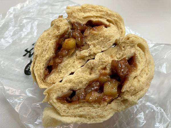 草山包子x安妮王的旅行記_009