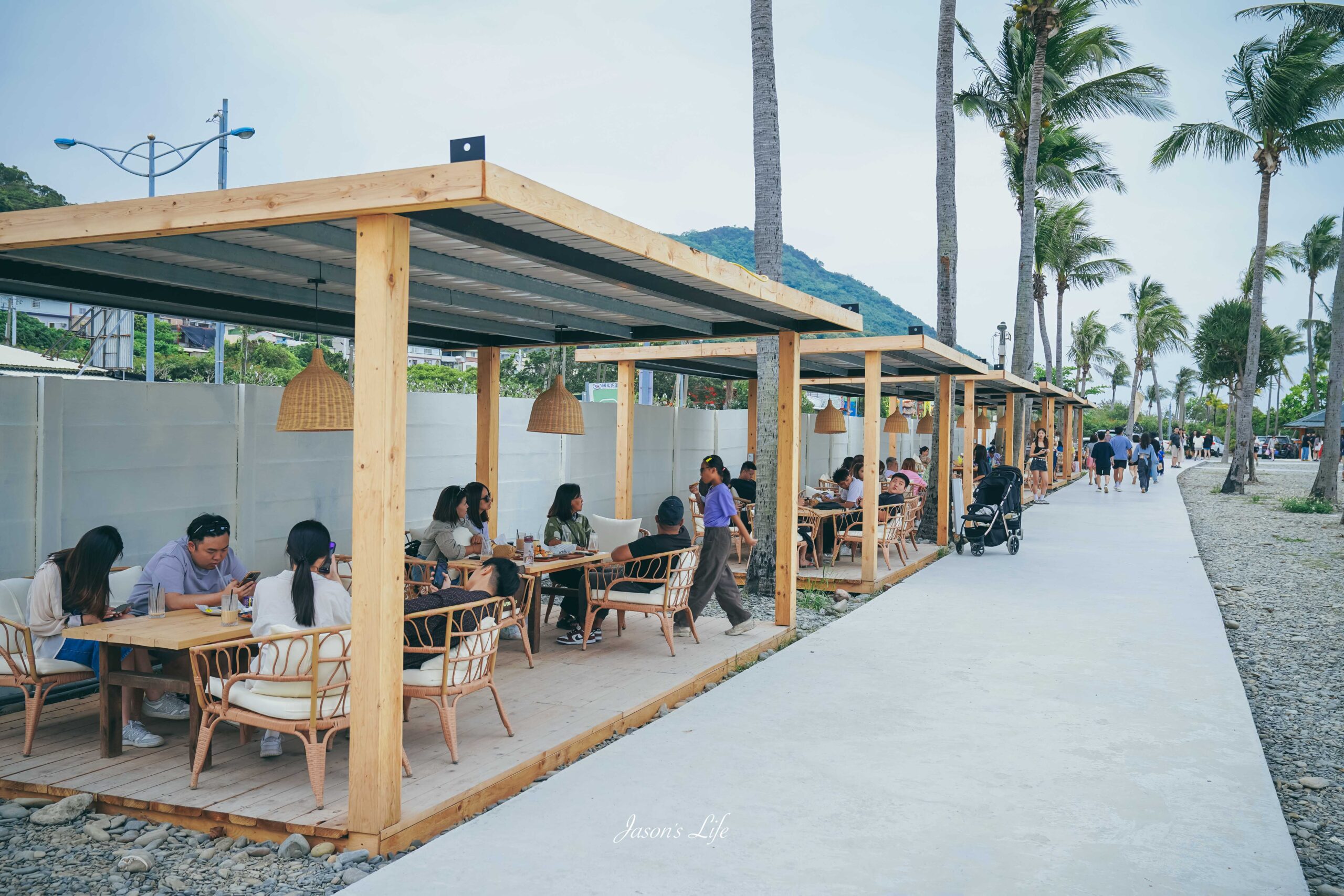 屏東枋山熱門新景點！Coconut Coast 椰海·漫漫，南洋海景咖啡廳超迷人！