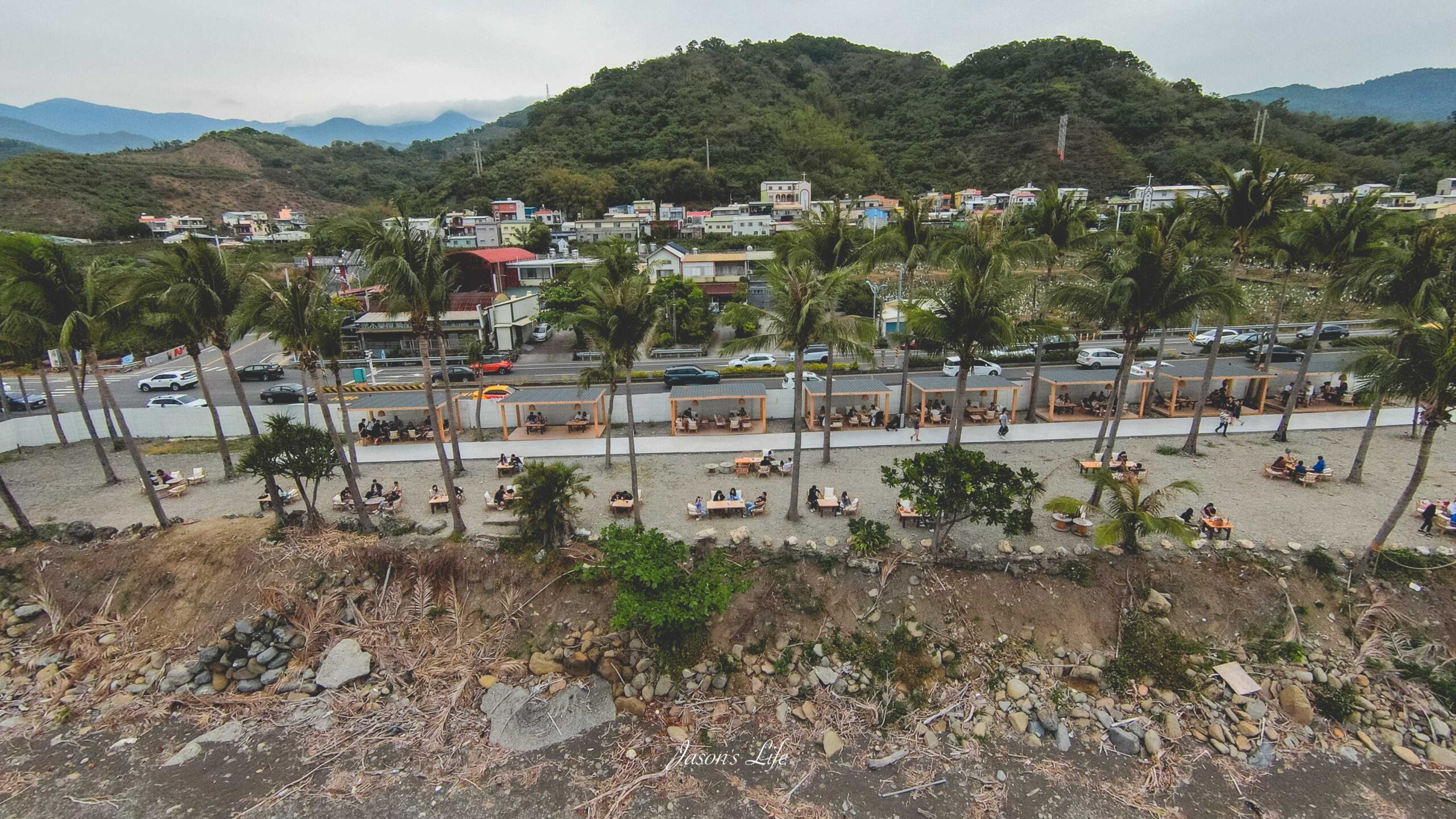 屏東枋山熱門新景點！Coconut Coast 椰海·漫漫，南洋海景咖啡廳超迷人！